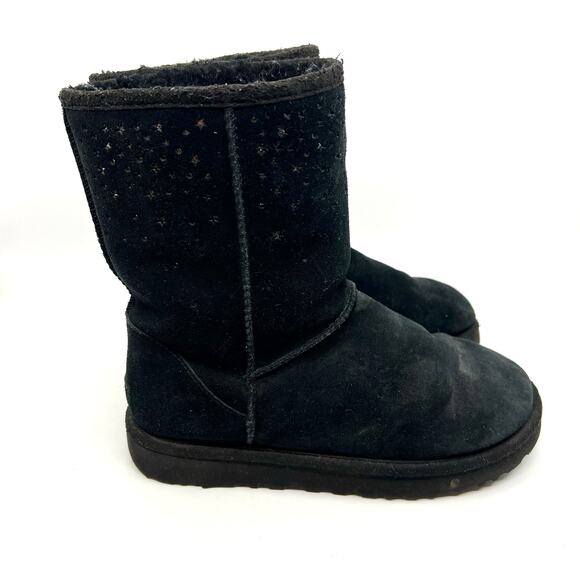 UGG Classic Short Stargirl Black Boots Women's 8 US - Picture 3 of 8